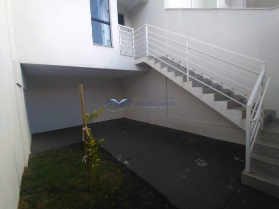 casa-geminada-venda-casa-duplex-centro-betim-de--r$-580-000-00-para-r$-530-000-00-1120644